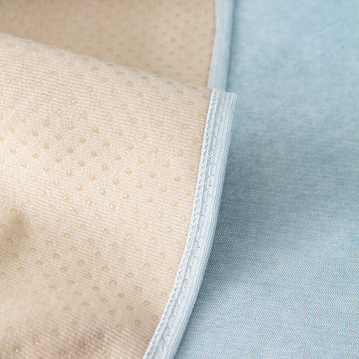 Waterproof Scratch-Resistant Furniture Covers for Pets, Non-Slip Couch Cover Throw