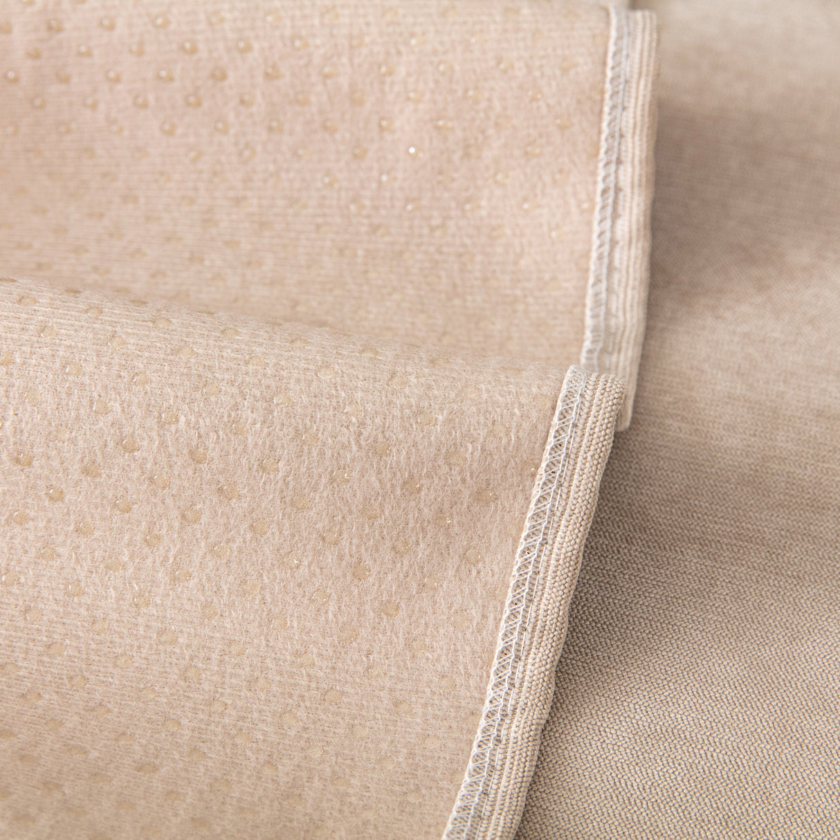 Waterproof Scratch-Resistant Furniture Covers for Pets, Non-Slip Couch Cover Throw