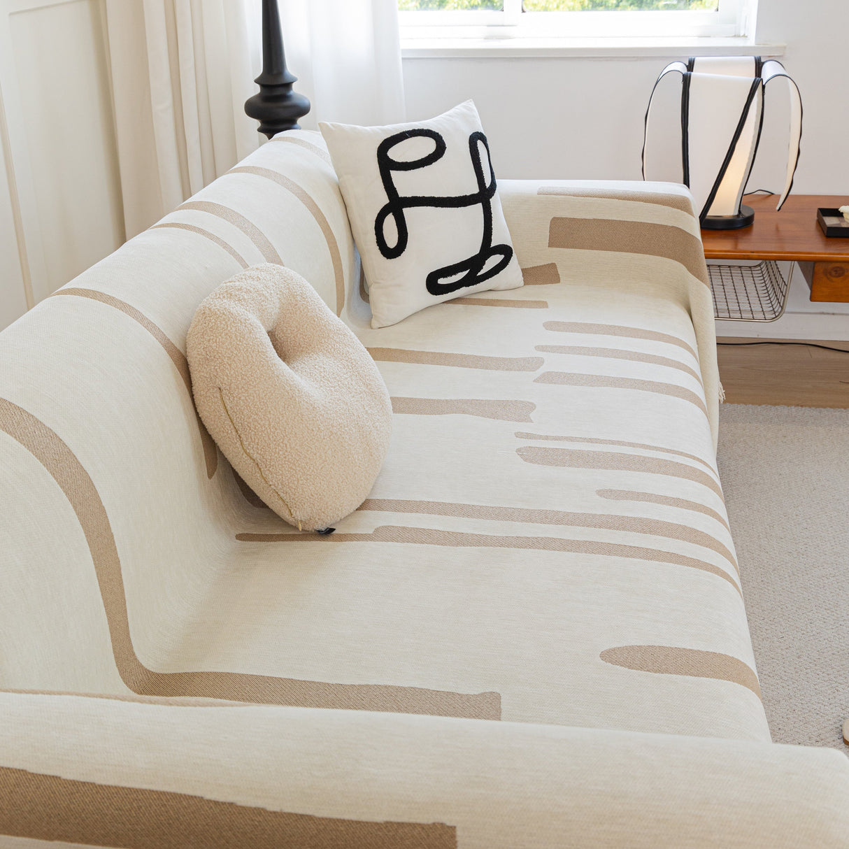 Soft Cozy Chenille Throw Cover for Couch with Tassel Accents, Dustproof Soft Throws for Sofa