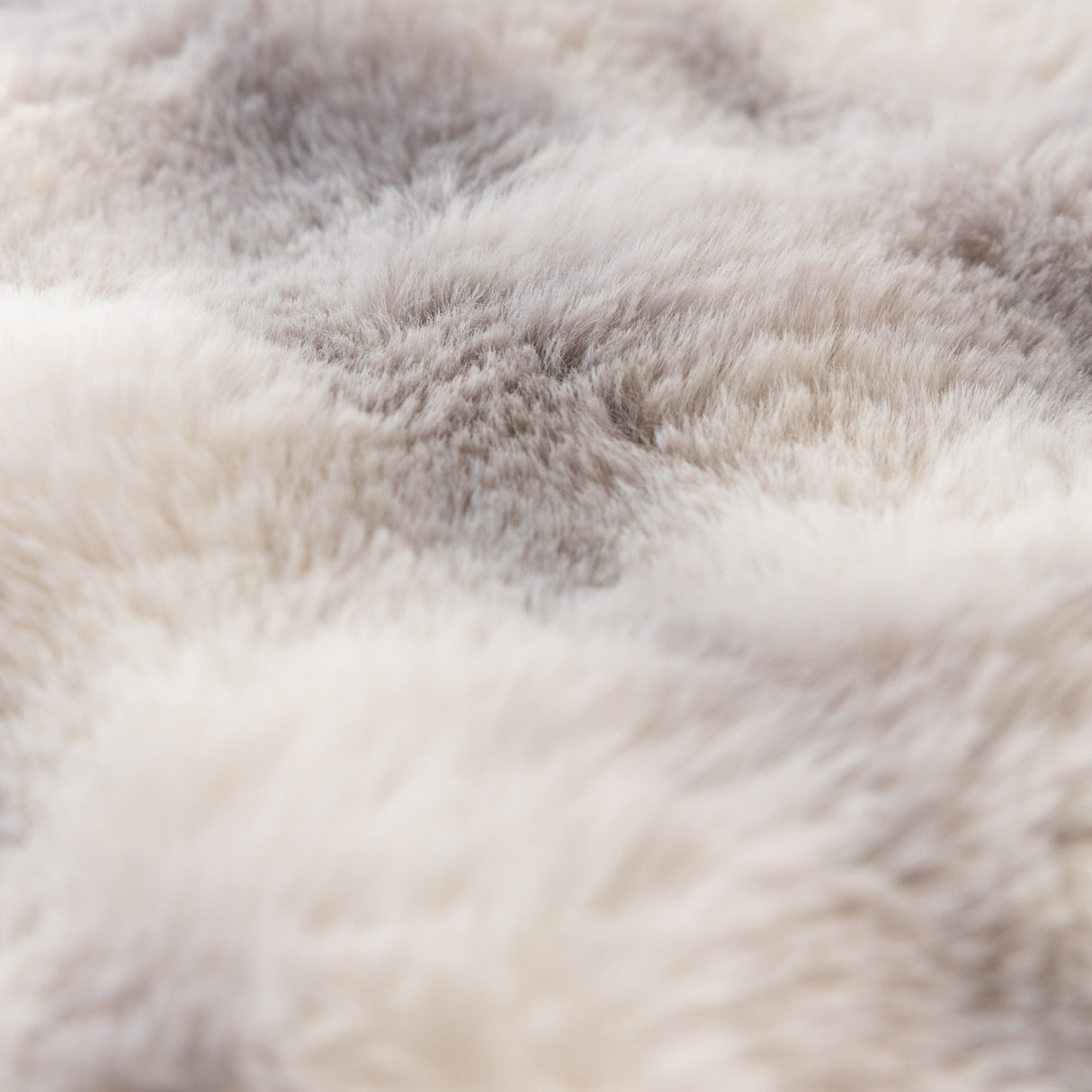 Thick Faux Fur Couch Cover Fluffy Fuzzy Warm Washable Furniture Protector for Kids Pets