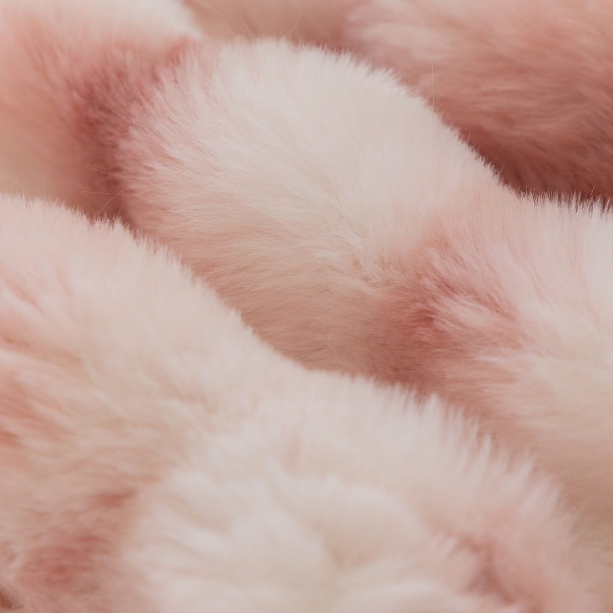 Thick Faux Fur Couch Cover Fluffy Fuzzy Warm Washable Furniture Protector for Kids Pets