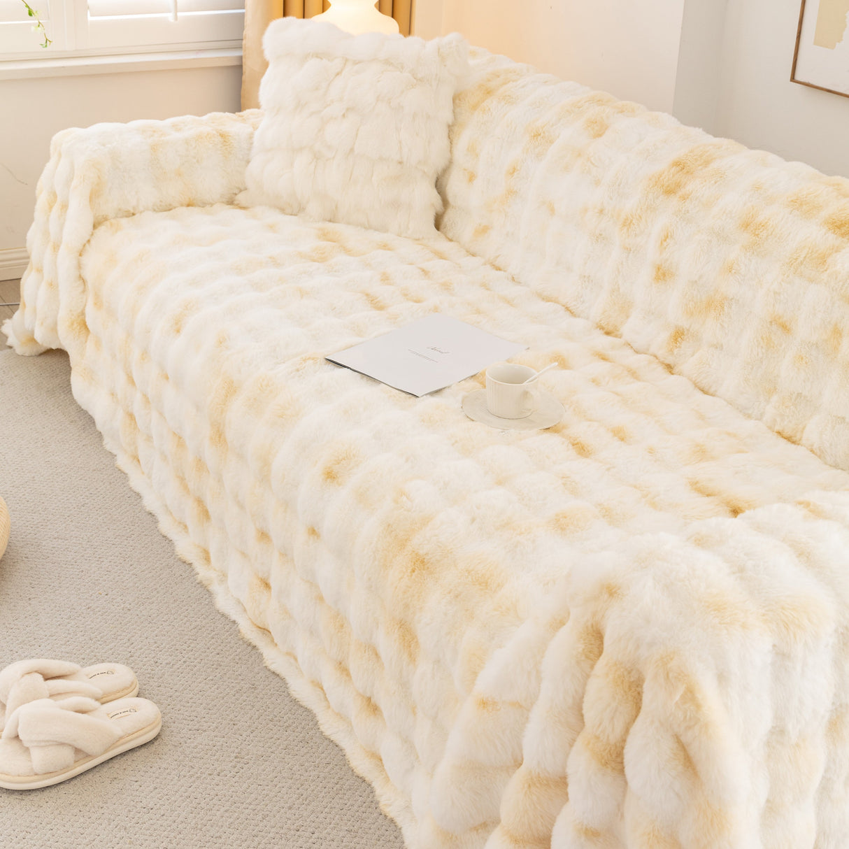 Thick Faux Fur Couch Cover Fluffy Fuzzy Warm Washable Furniture Protector for Kids Pets