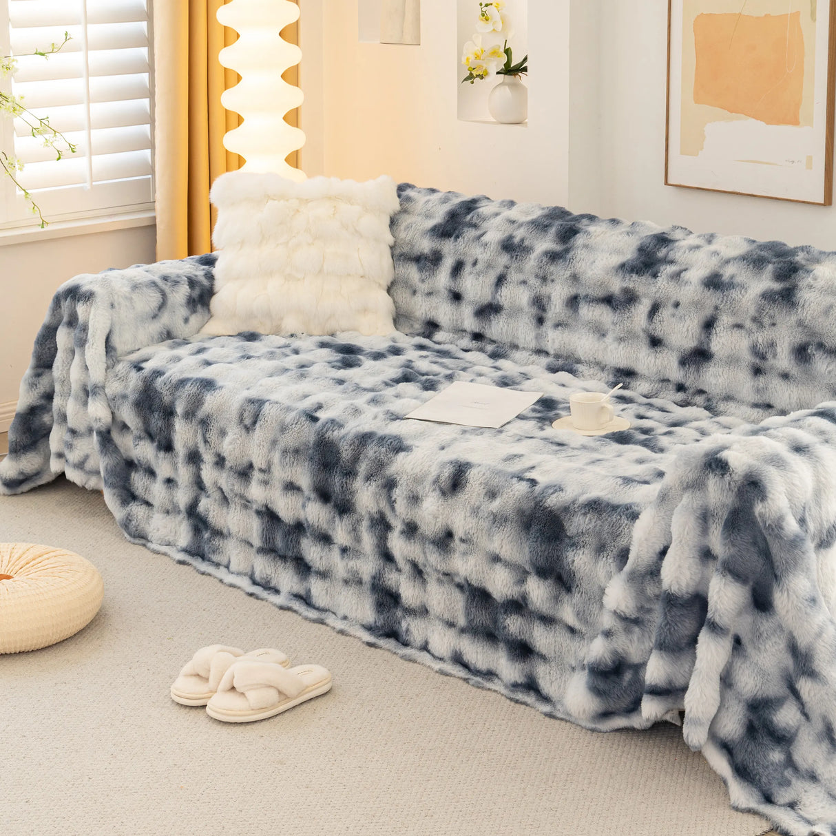 Thick Faux Fur Couch Cover Fluffy Fuzzy Warm Washable Furniture Protector for Kids Pets