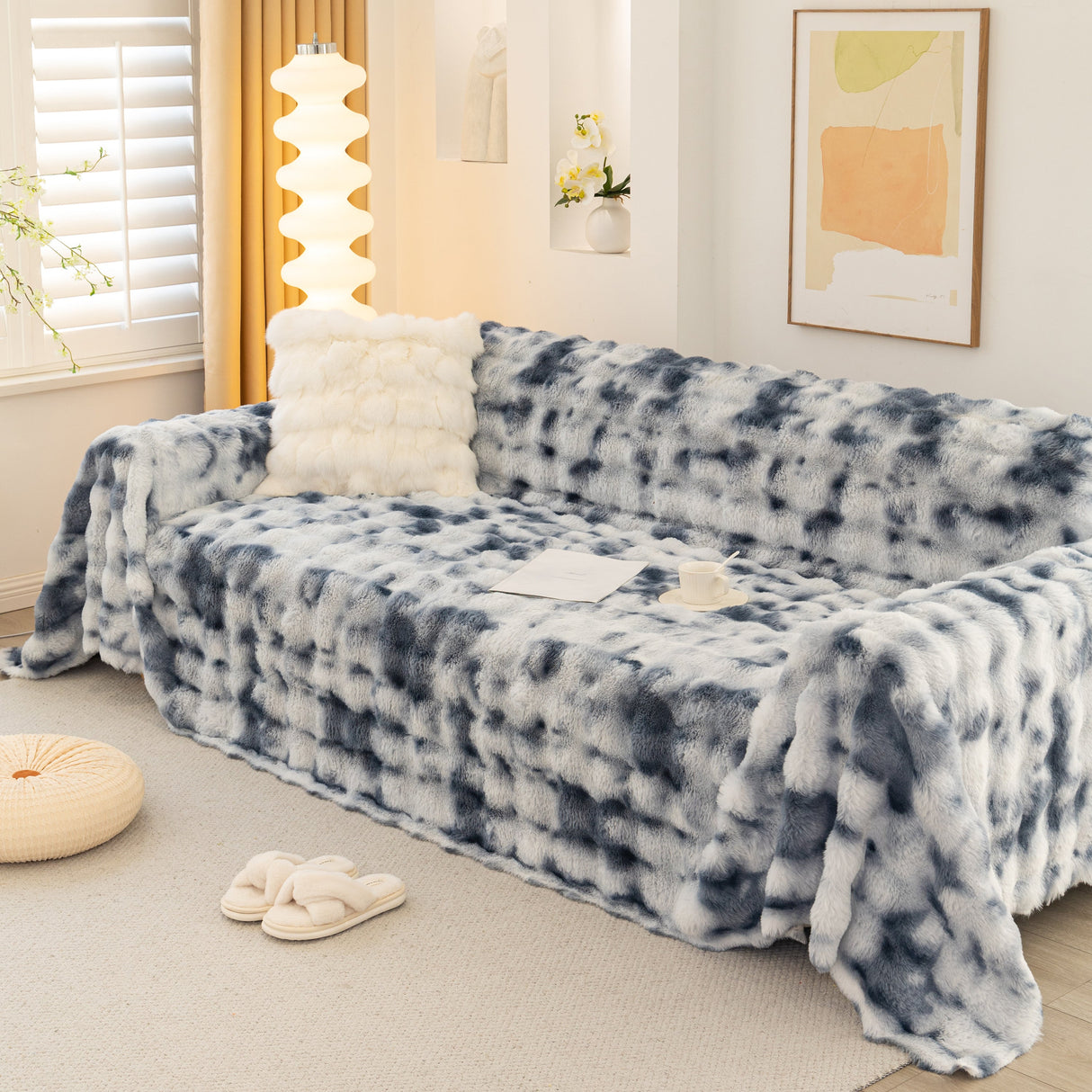 Thick Faux Fur Couch Cover Fluffy Fuzzy Warm Washable Furniture Protector for Kids Pets