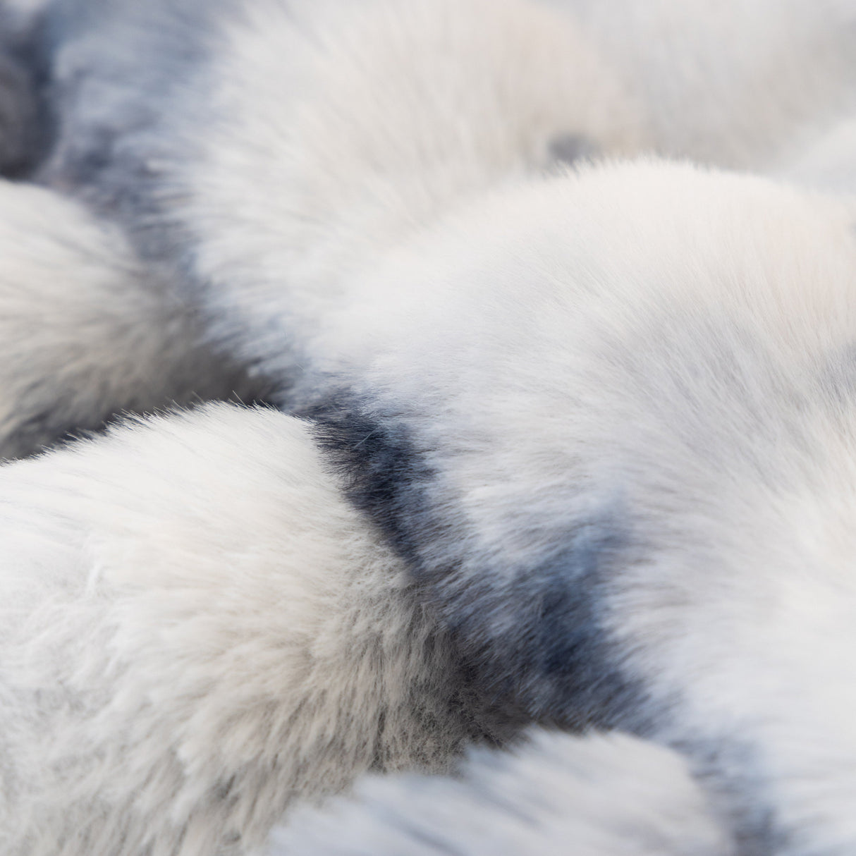 Thick Faux Fur Couch Cover Fluffy Fuzzy Warm Washable Furniture Protector for Kids Pets