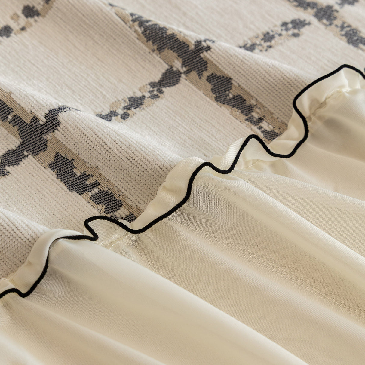 Grid Sofa Cover with Ruffle Skirt – Soft, Decorative, Full-Cover Couch Protector