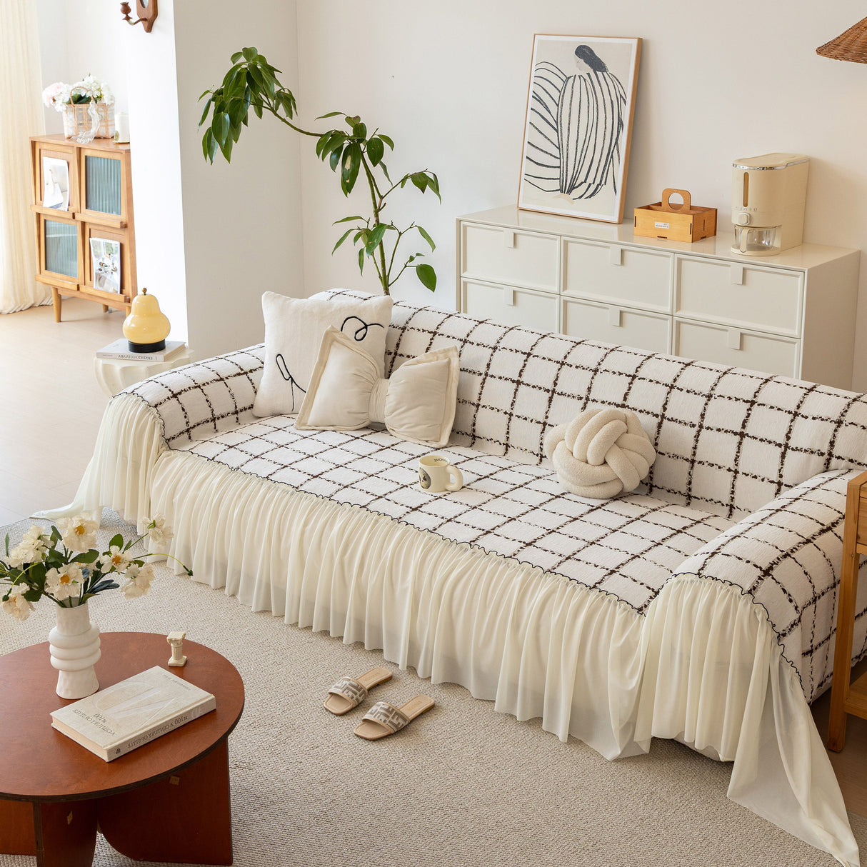 Grid Sofa Cover with Ruffle Skirt – Soft, Decorative, Full-Cover Couch Protector