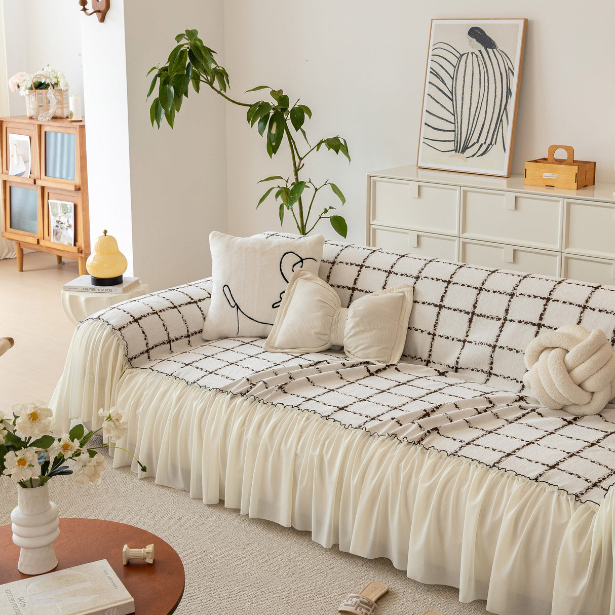 Grid Sofa Cover with Ruffle Skirt – Soft, Decorative, Full-Cover Couch Protector