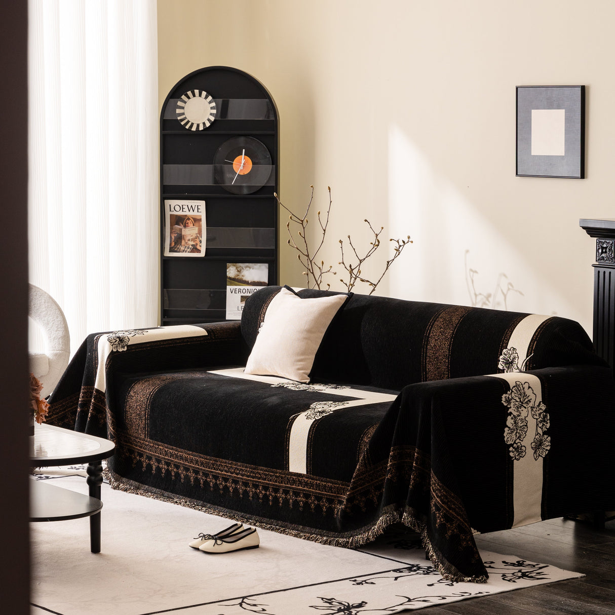 Jacquard Floral Band Sofa Cover with Tassels, Thick Textured Couch Throw Blanket