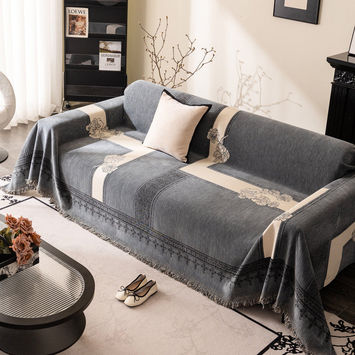 Jacquard Floral Band Sofa Cover with Tassels, Thick Textured Couch Throw Blanket