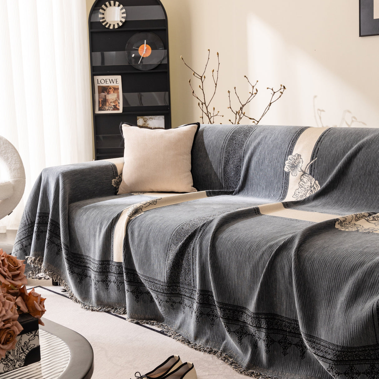 Jacquard Floral Band Sofa Cover with Tassels, Thick Textured Couch Throw Blanket