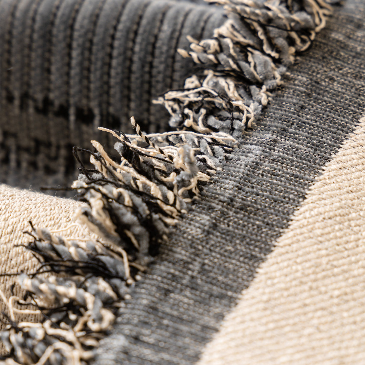 Jacquard Floral Band Sofa Cover with Tassels, Thick Textured Couch Throw Blanket