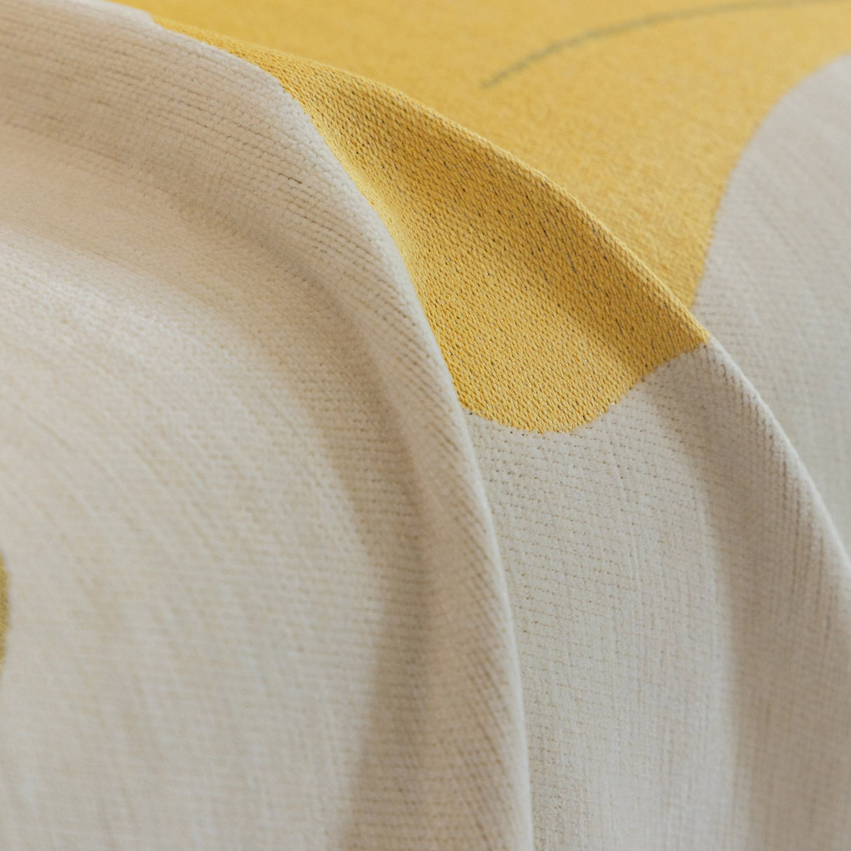 Cozy Couch Throw Blanket with Tassels, Jacquard Leaf Pattern Furniture Protector