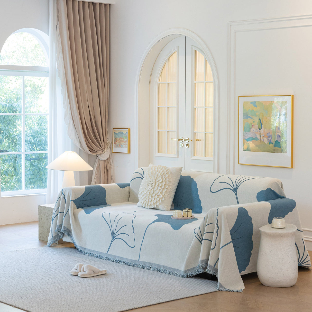 Cozy Couch Throw Blanket with Tassels, Jacquard Leaf Pattern Furniture Protector