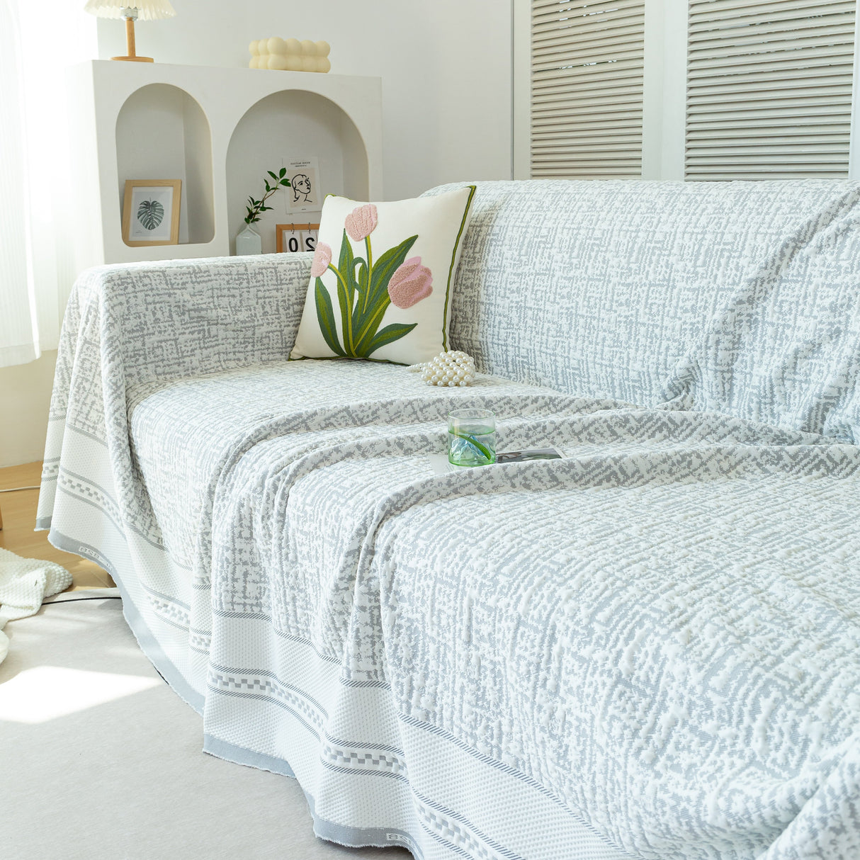 Cooling Throws for Sofas and Chairs, Scratch Resistant Couch Protector Blanket