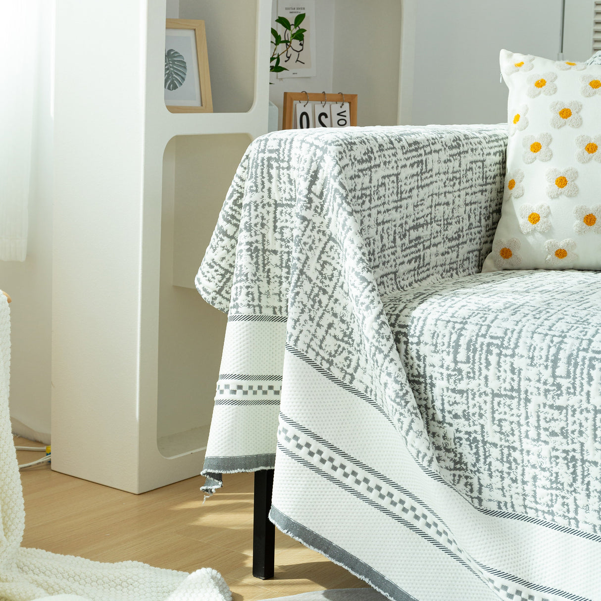 Cooling Throws for Sofas and Chairs, Scratch Resistant Couch Protector Blanket