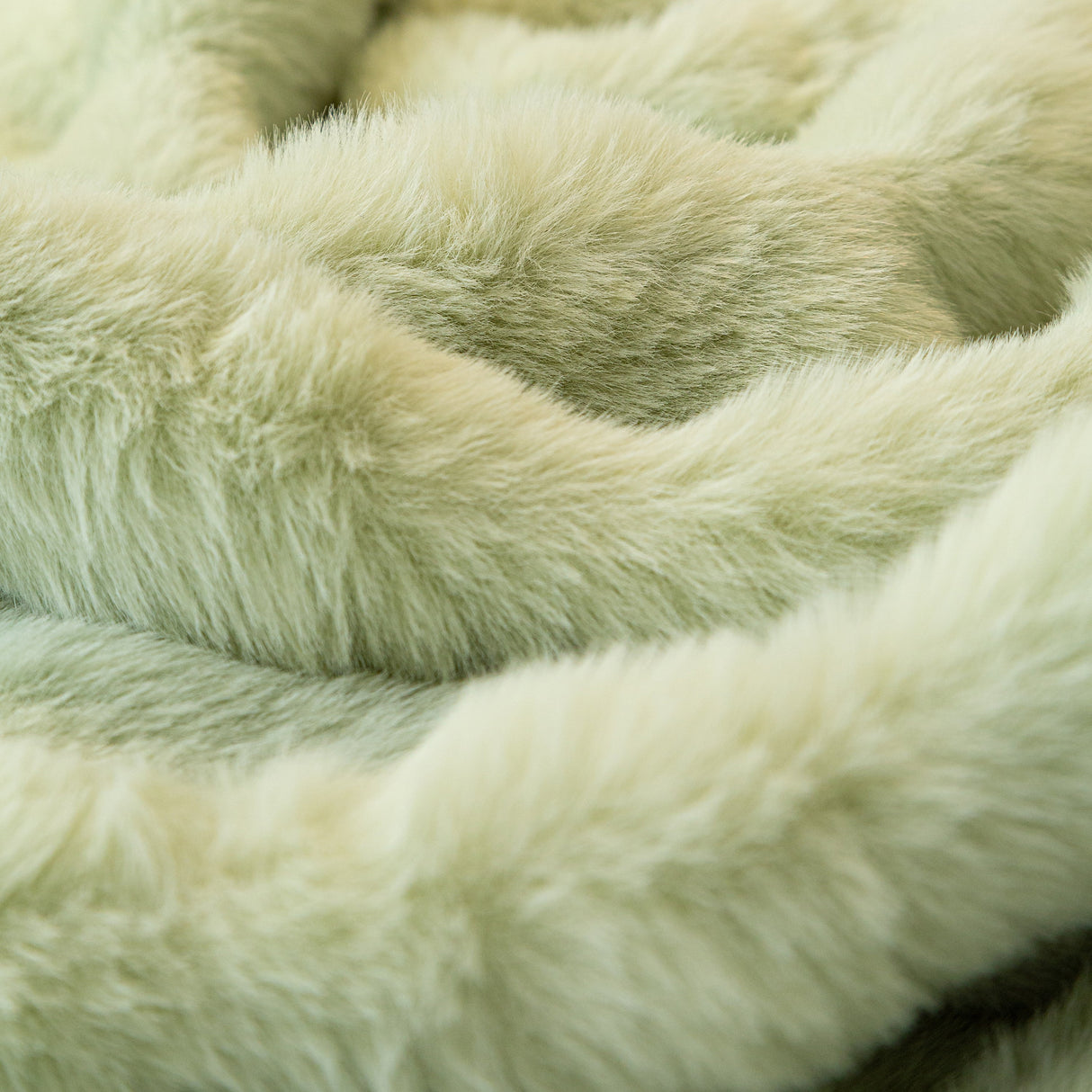 Thick Faux Fur Sofa Cover Fluffy Plush Warm Sofa Slipcover Furniture Protector for Couch Bed