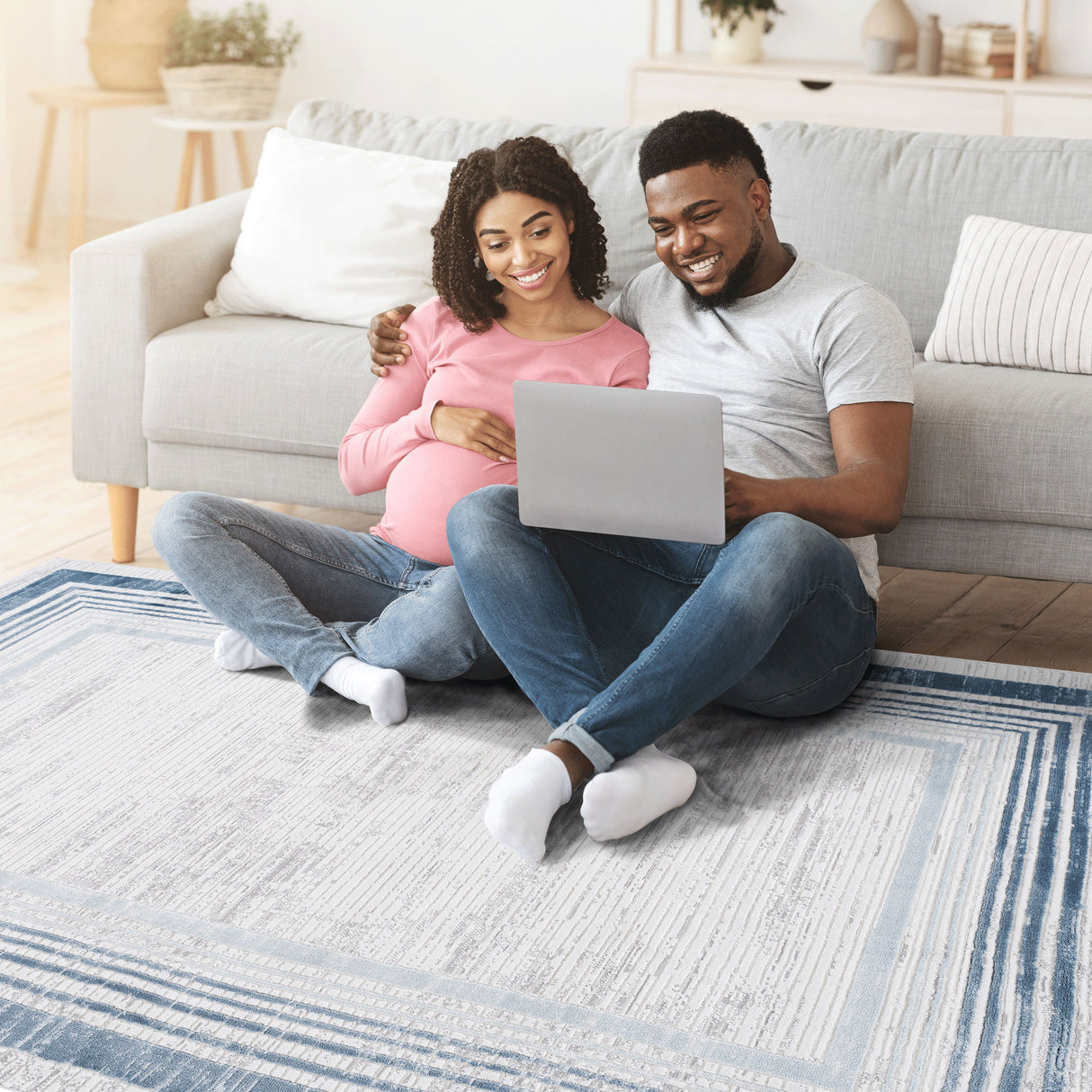 Marfi - Bordered Rug by Couch.com