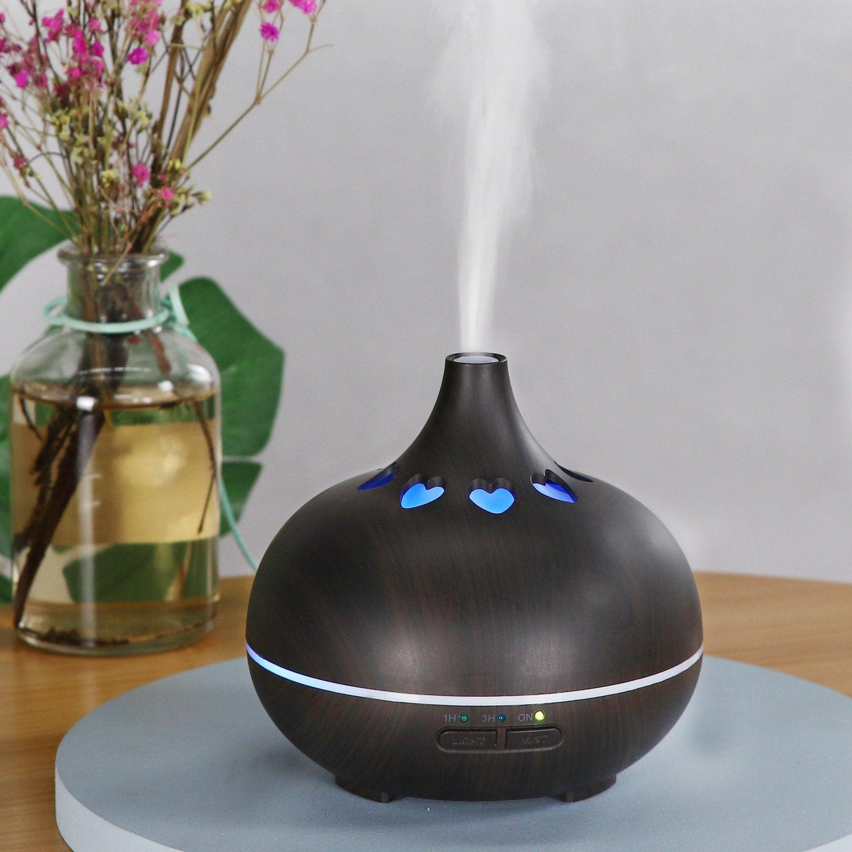Modern Heart Shapes Aromatherapy Diffuser 550ml With Remote Control Cool Mist Humidifier Ultrasonic Aroma Essential Oil Diffuser for Office Home Bedroom Living Room Study Yoga Spa - Wood Grain, 7 Colors LED Light