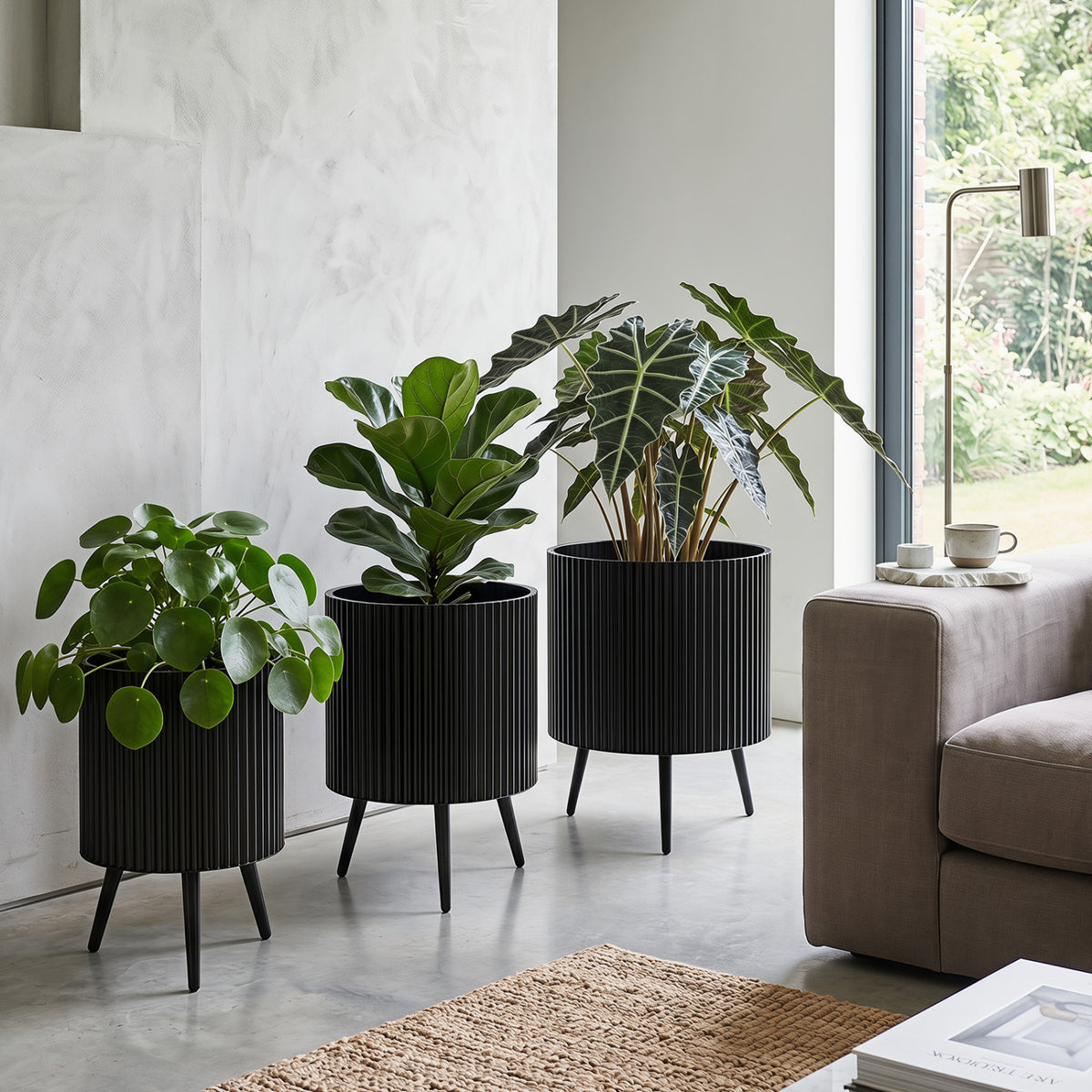 14 Inch Plant Pot with Stand and Tapered Legs for Garden