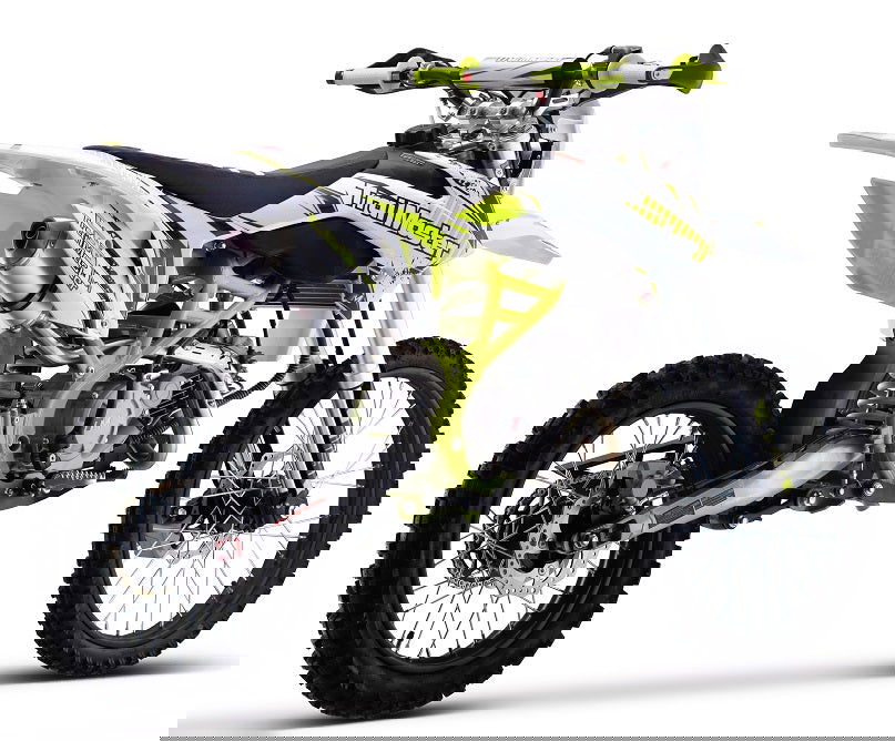 TrailMaster C60 160cc Dirt Bike, 4-Speed Manual (19/16) Wheels