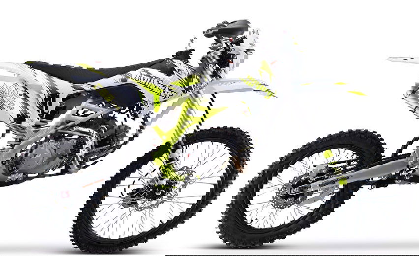 TrailMaster C60 160cc Dirt Bike, 4-Speed Manual (19/16) Wheels