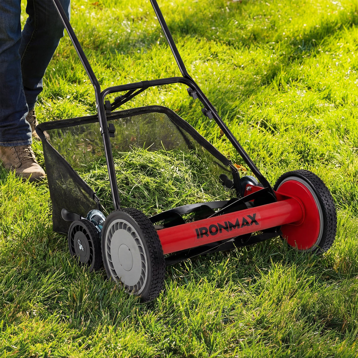 18 Inch Push Reel Lawn Mower 4-Position Adjustable with Removable Grass Catcher-Red