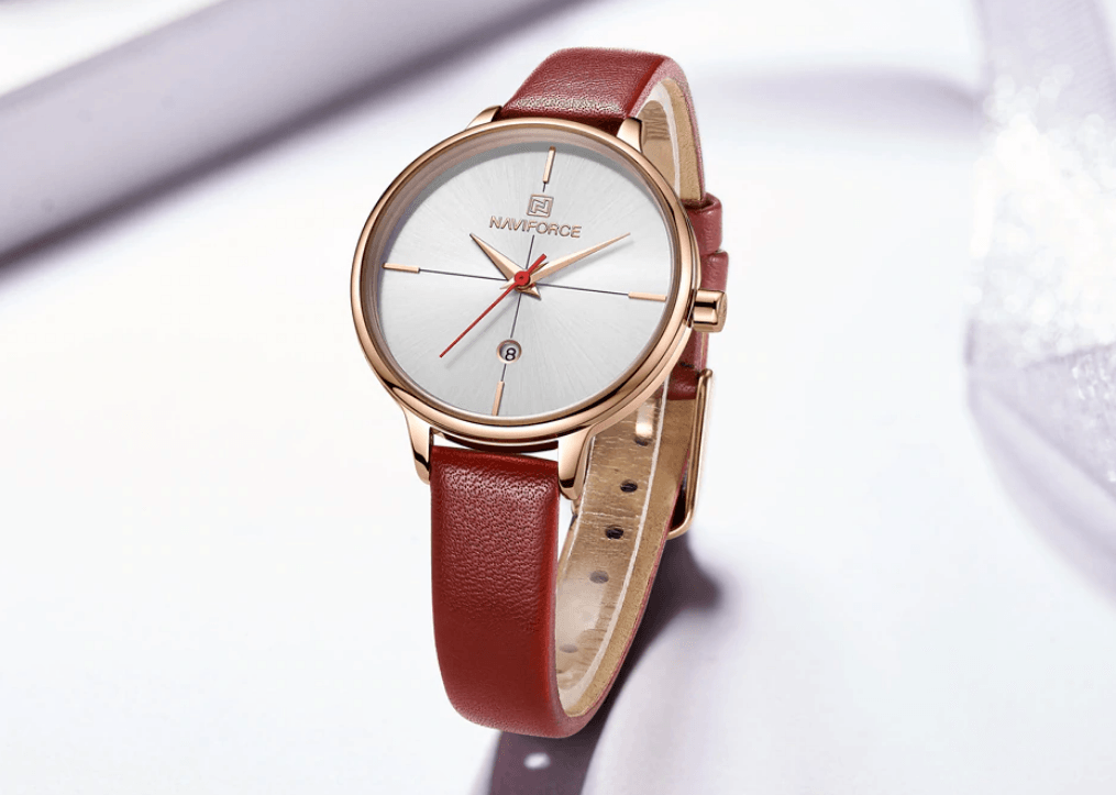Women's Luxury Watch With Leather Belts Shiny Steel Case Scratch Resistant Glass Unique Design Perfect Gift