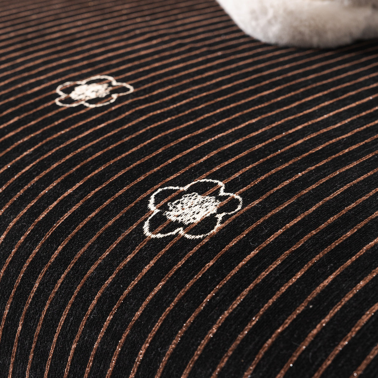 Chenille Camellia Floral Sofa Throw Cover Couch Blanket with Striped Jacquard