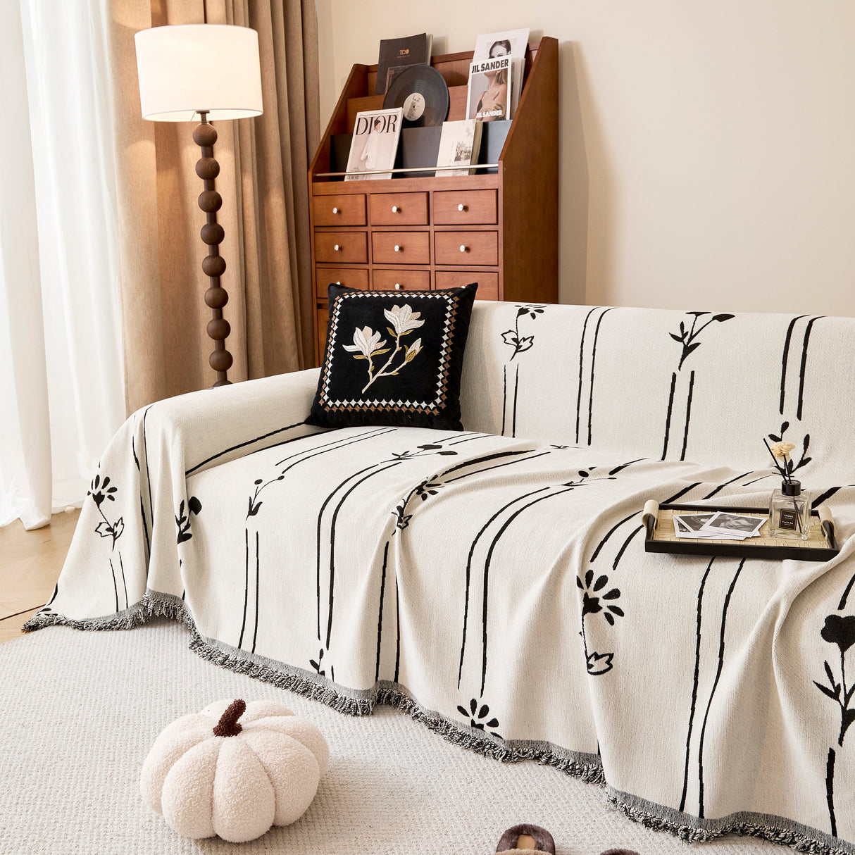 Chenille Jacquard Sofa Throw Cover with Tassel Soft Thick Couch Protector Blanket