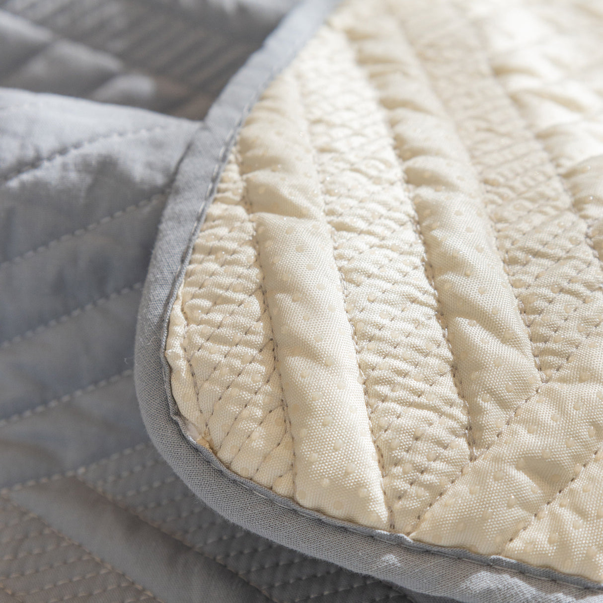 Quilted Geometric Cotton Sofa Cover, Non-Slip & Thick Padded Furniture Covers