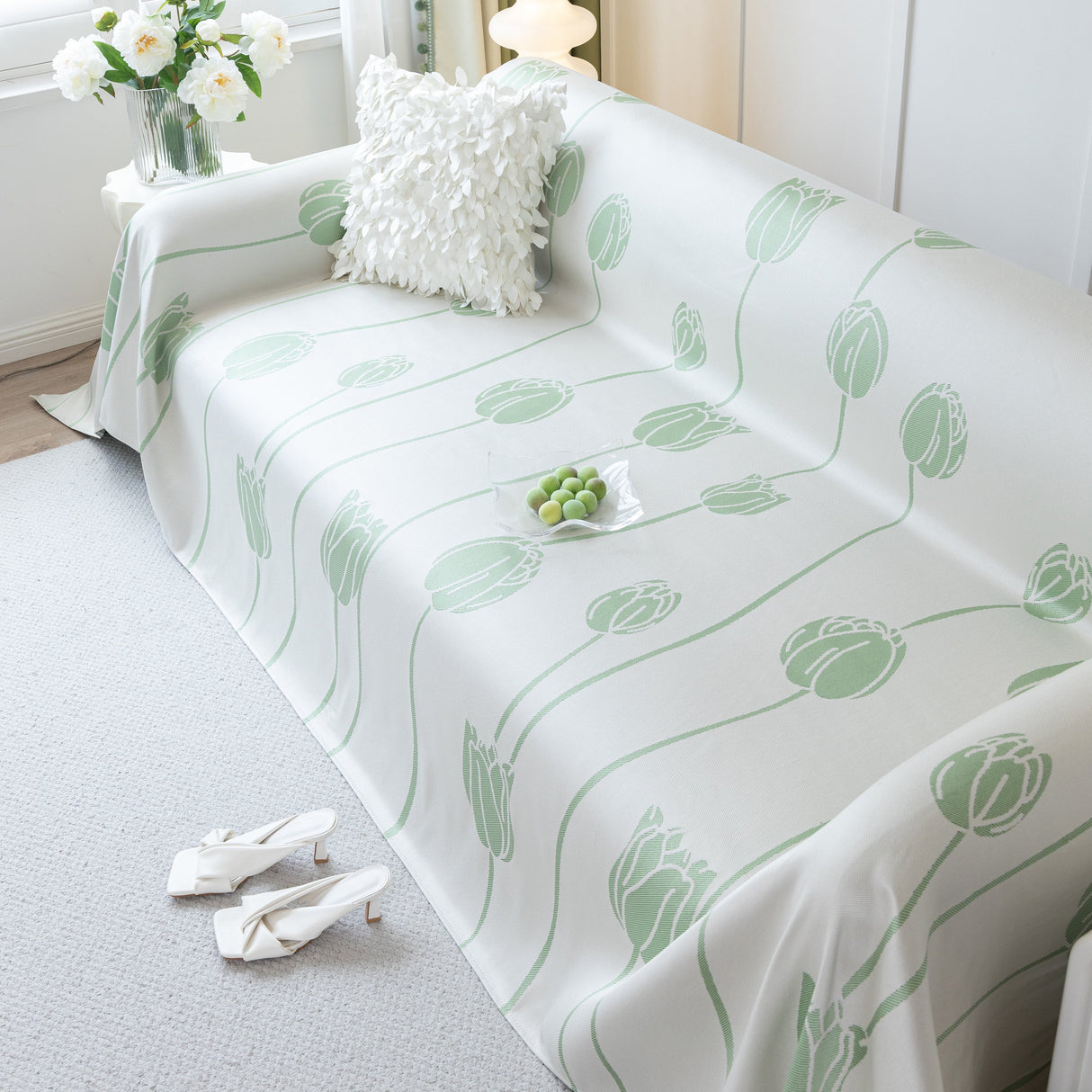 Cozy Cooling Tulip Sofa Throw Covers, Decorative & Breathable Couch Cover, Elegant Couch Protector