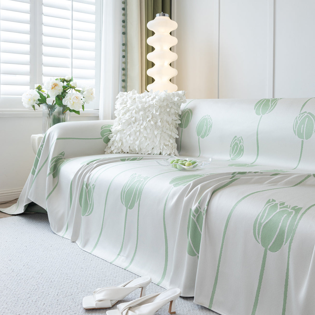 Cozy Cooling Tulip Sofa Throw Covers, Decorative & Breathable Couch Cover, Elegant Couch Protector