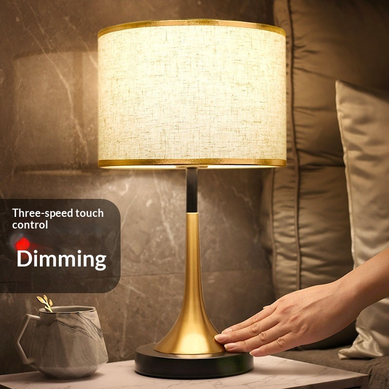 Modern Touch Sensor Dimming Luxury Living Room Simple Nordic LED Table Lamp Creative Simplicity Cloth Desk Light Indoor Decorative Table Lamp Cute Study Lamps for Bedroom Décor