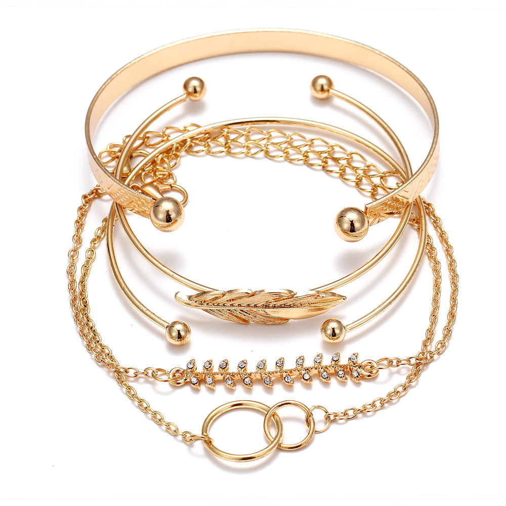 Luxury Modern Gold Crystal Elegant Woman and Lady Brecelets in Sets of 5Pcs/sett for Women Punk Boho Beach Bangle Jewelry Gift