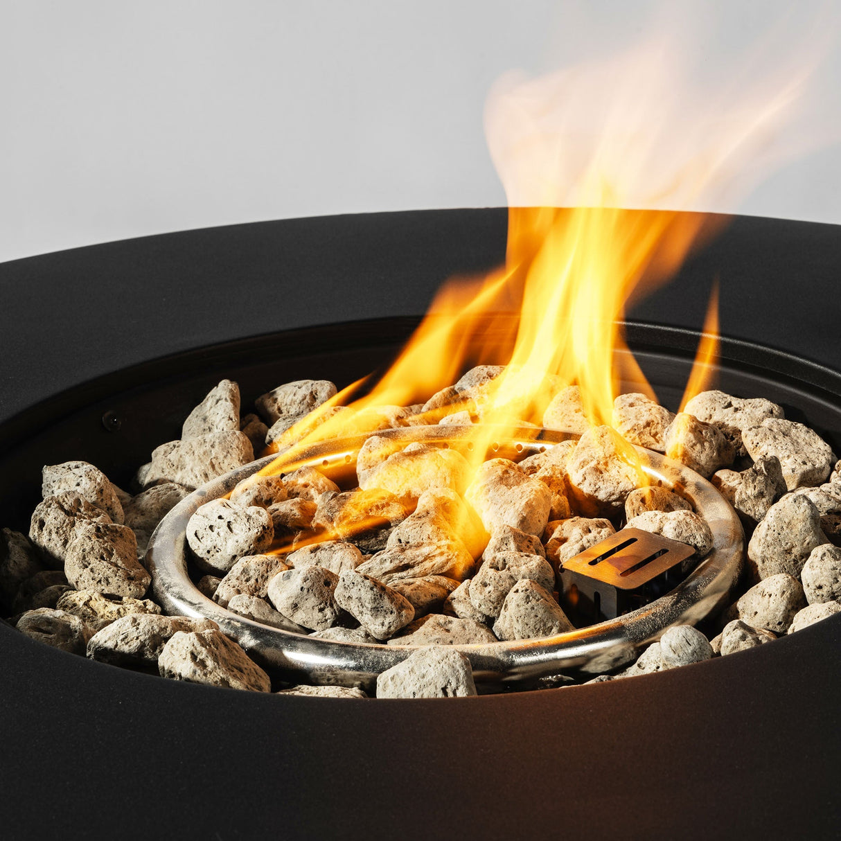 32" Propane Gas Fire Pit Table, 50000 BTU - Black Steel