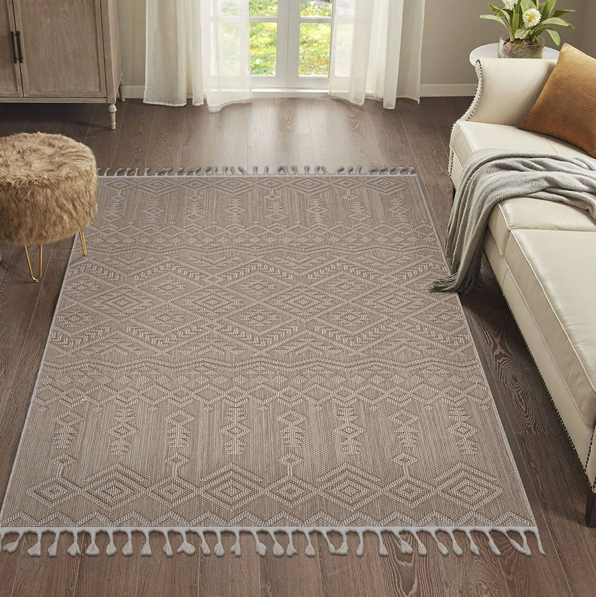 Guros - Traditional Indoor / Outdoor Area Rug by Couch.com