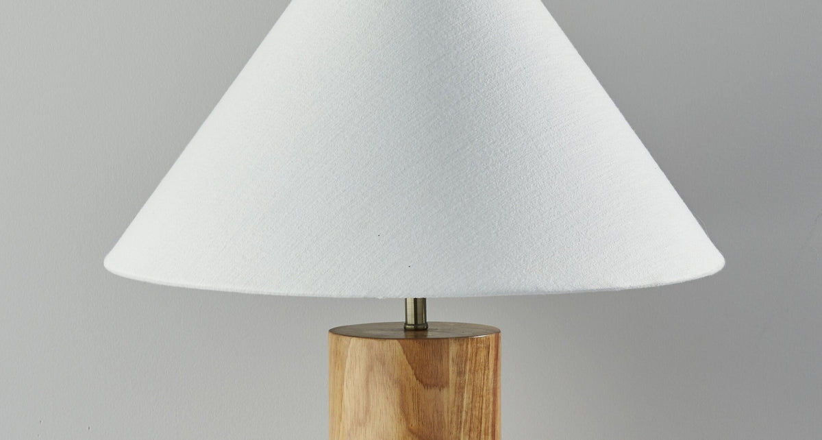 26" Natural Column Lamp With Cone Shade