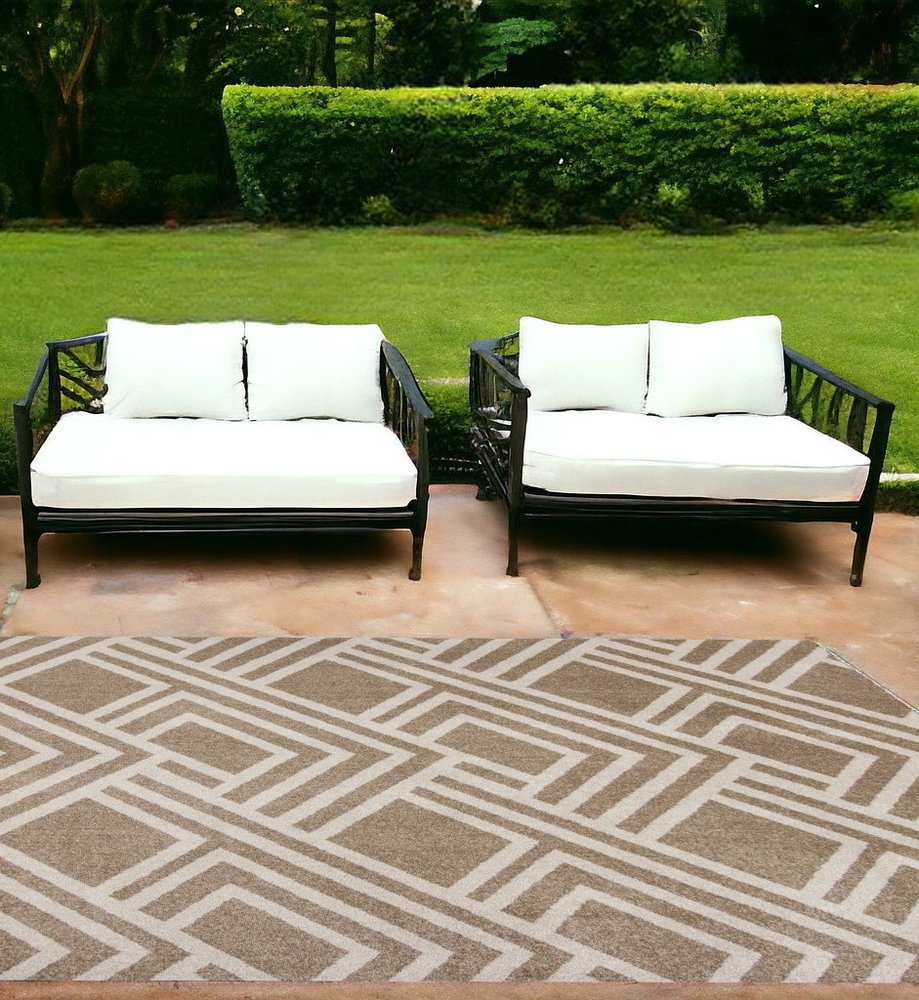 5' X 8' Beige Geometric Indoor Outdoor Area Rug