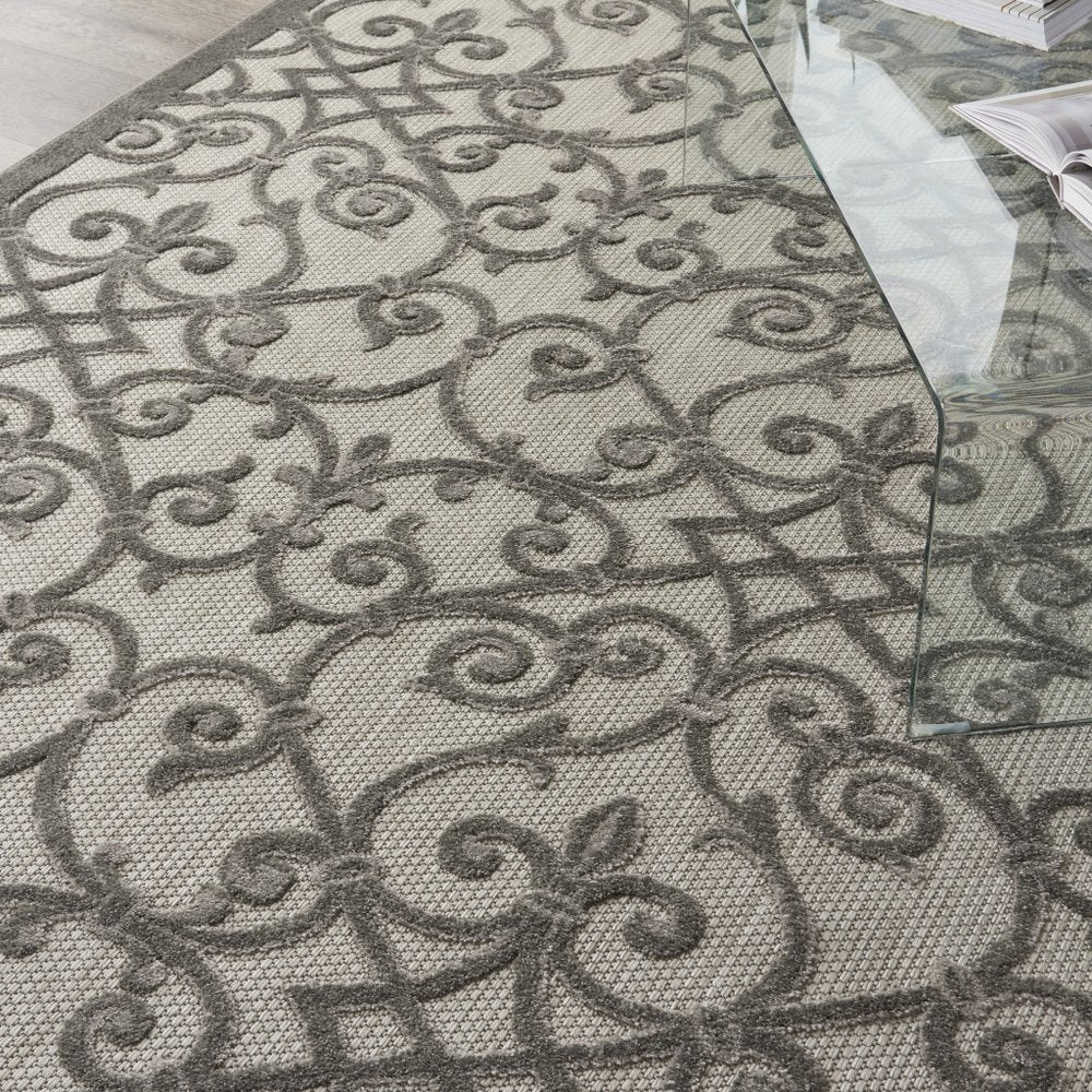 5' X 8' Gray Indoor Outdoor Area Rug