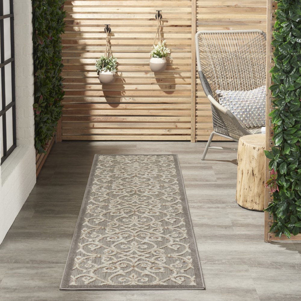 6' Gray And Ivory Indoor Outdoor Area Rug