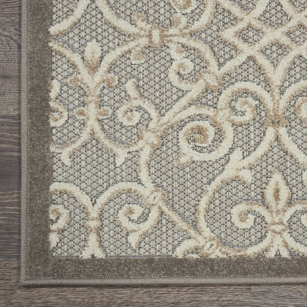5' X 8' Gray And Ivory Indoor Outdoor Area Rug