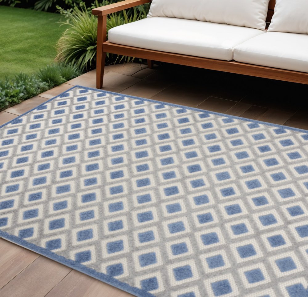 4' X 6' Blue And Gray Indoor Outdoor Area Rug