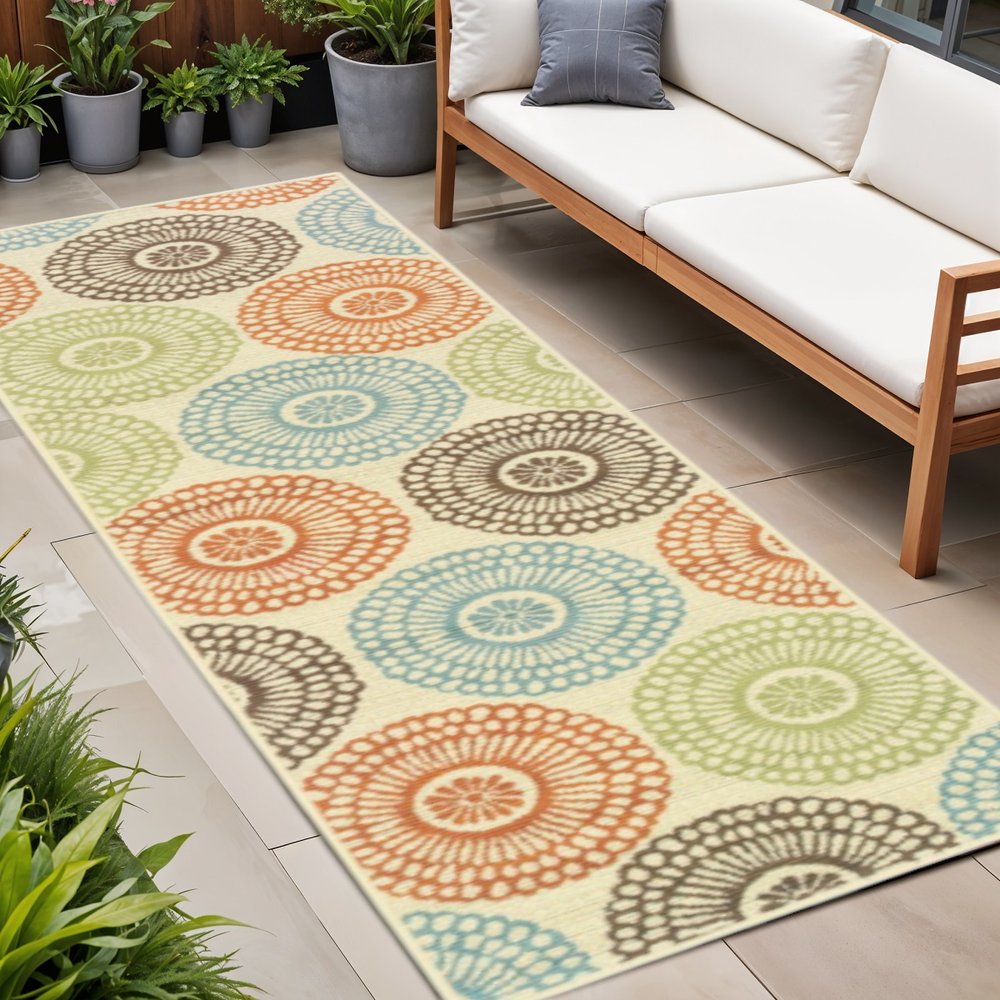 5' X 8' Beige Indoor Outdoor Area Rug