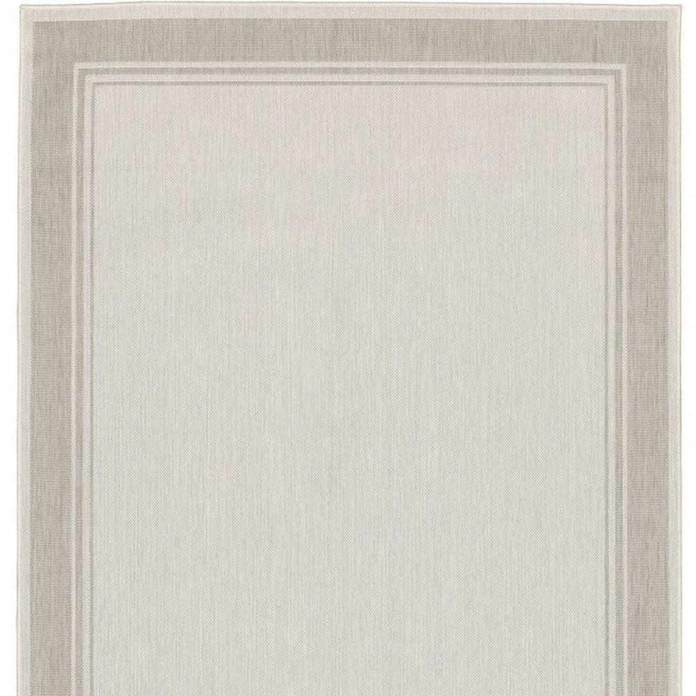 8' X 10' Gray And Ivory Indoor Outdoor Area Rug