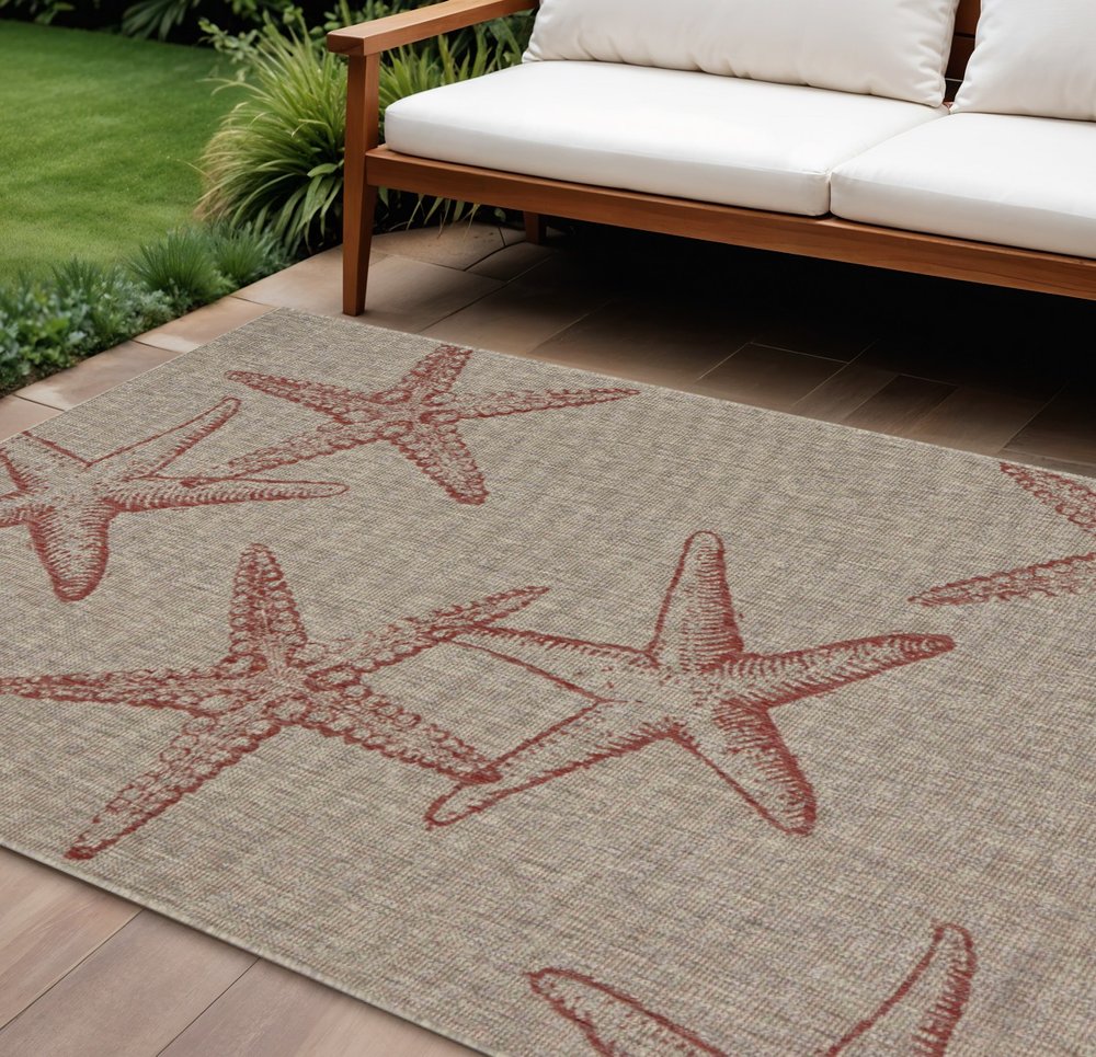 5' X 7' Beige Indoor Outdoor Area Rug