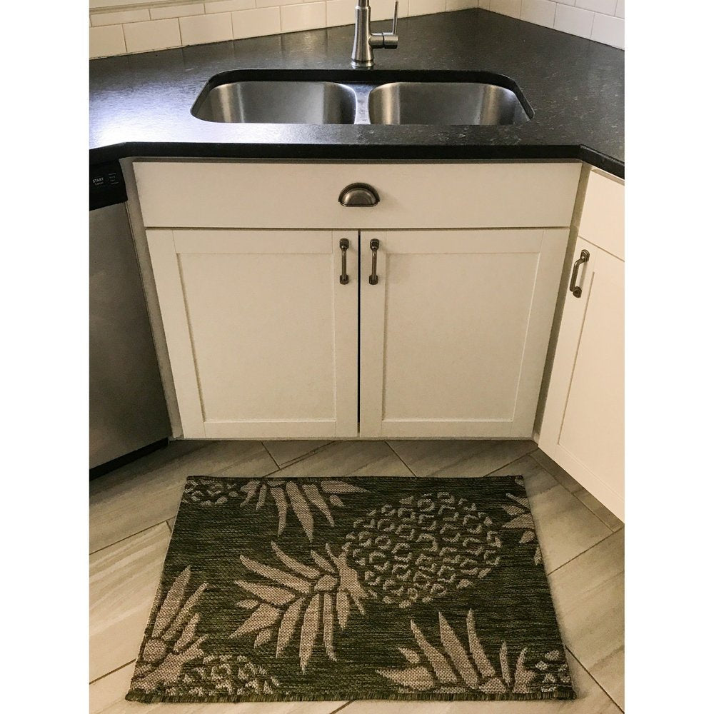 2' X 3' Green Indoor Outdoor Area Rug