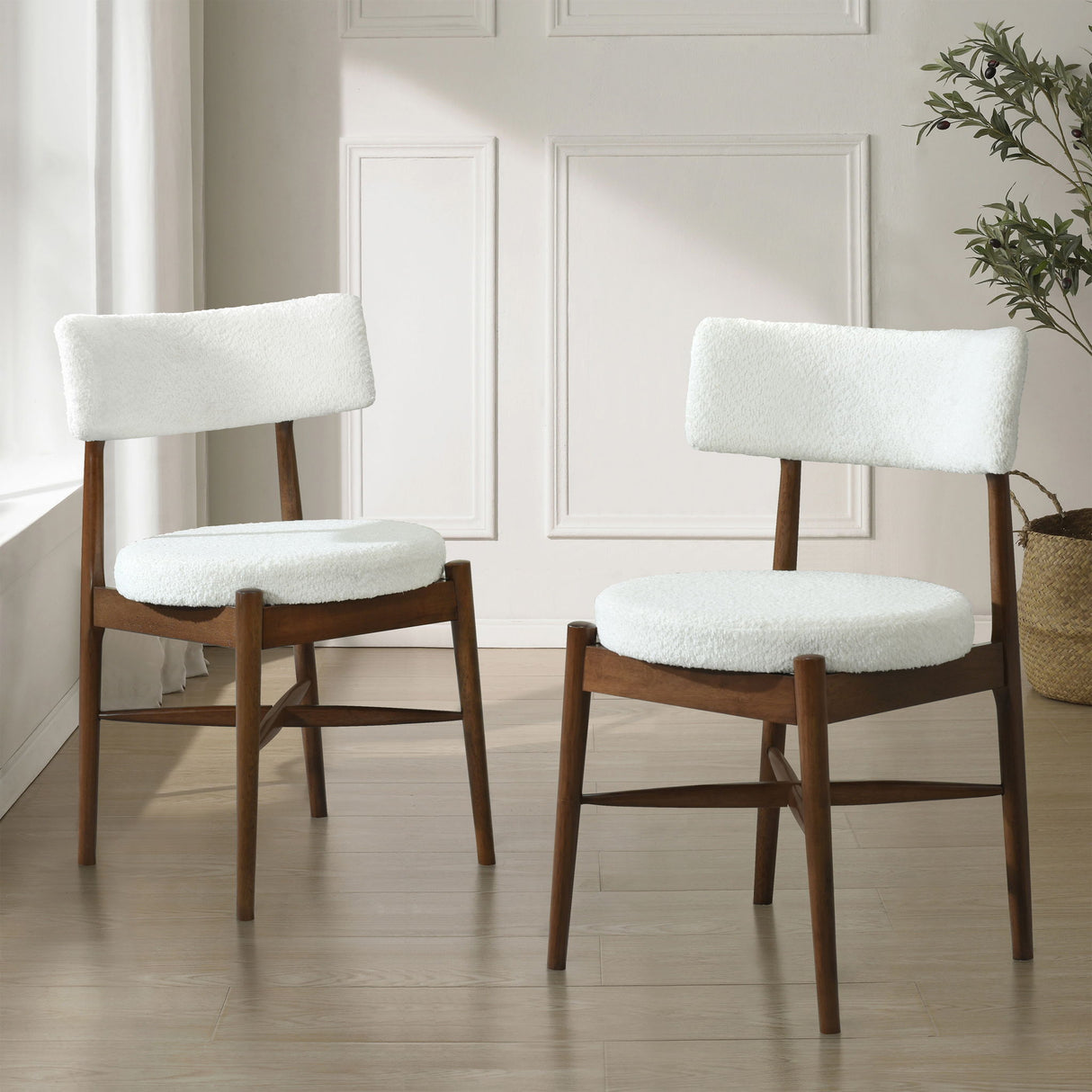 Mid Century Modern Dining Chairs With Unique Design