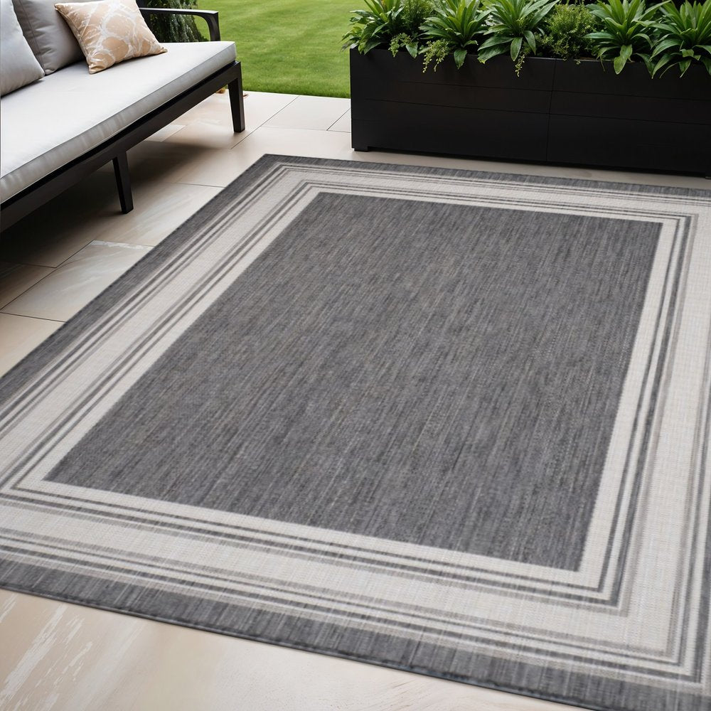 5' X 7' Gray Indoor Outdoor Area Rug