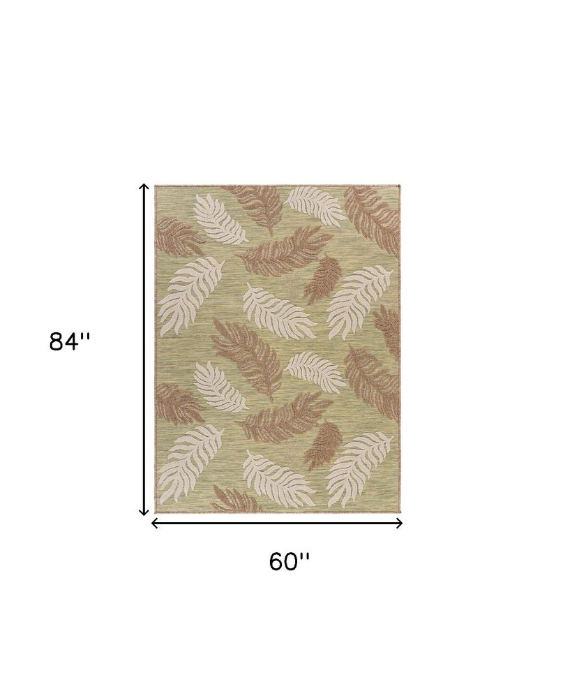 5' X 7' Green And Ivory Indoor Outdoor Area Rug